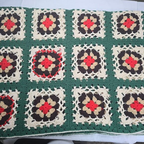 Granny square Afghan 64x48 - Picture 1 of 3